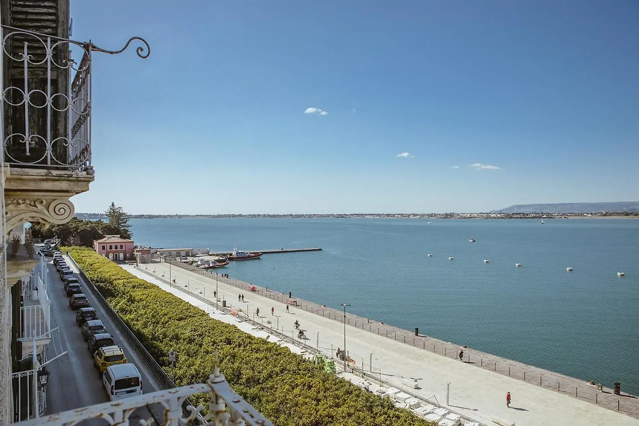 Duplex Sul Porto Grande By Wonderful Italy Apartment Syracuse