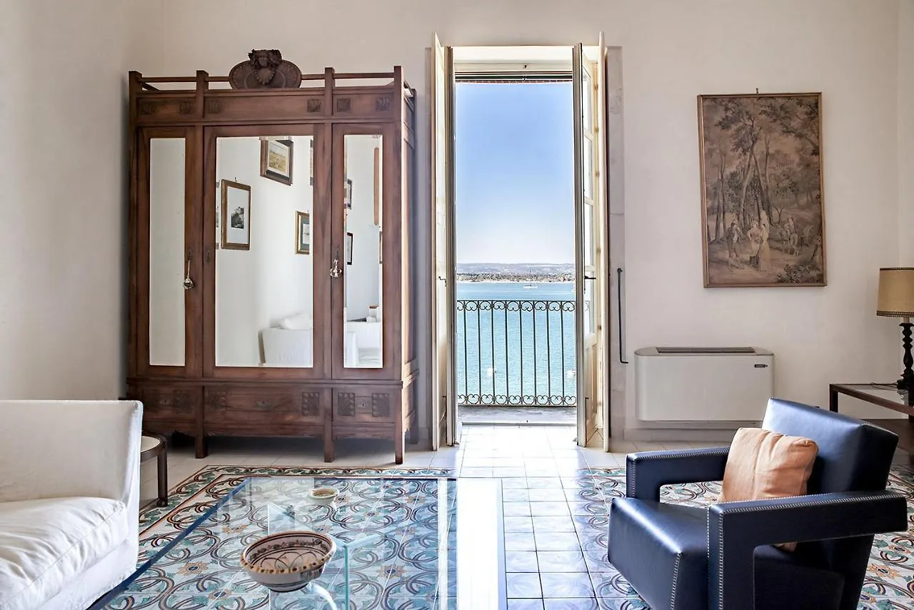 アパート シラクーサDuplex Sul Porto Grande By Wonderful Italyアパートメント